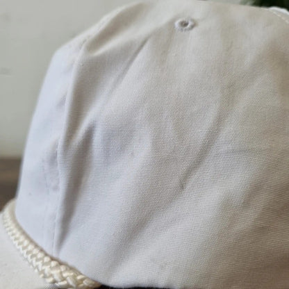 Vintage American Trucker Hat Snapback cap one size adjustable white Avma