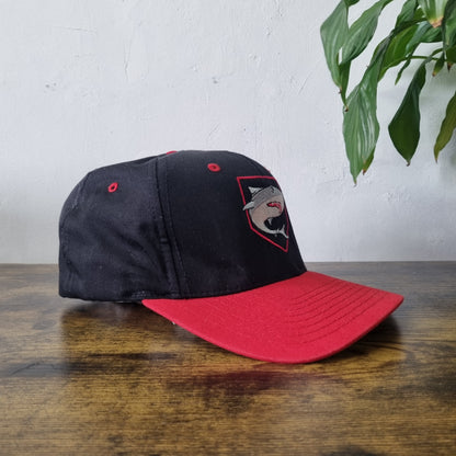 Vintage American Trucker Hat Snapback cap one size adjustable black red  Shark