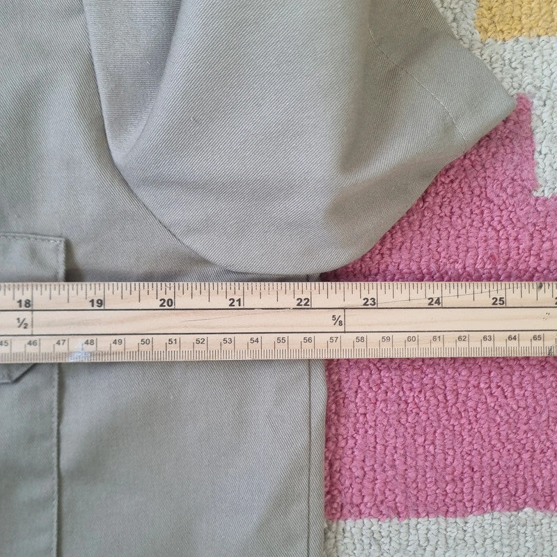 Vintage Dickies Boxy Fit Cropped Shirt Short Sleeve Medium plain beige Button Up Skater Y2K Surf