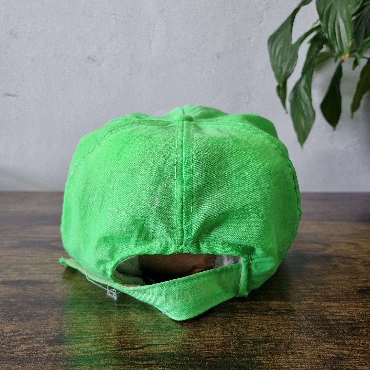 Vintage American Trucker Hat Snapback cap one size adjustable neon green roofing