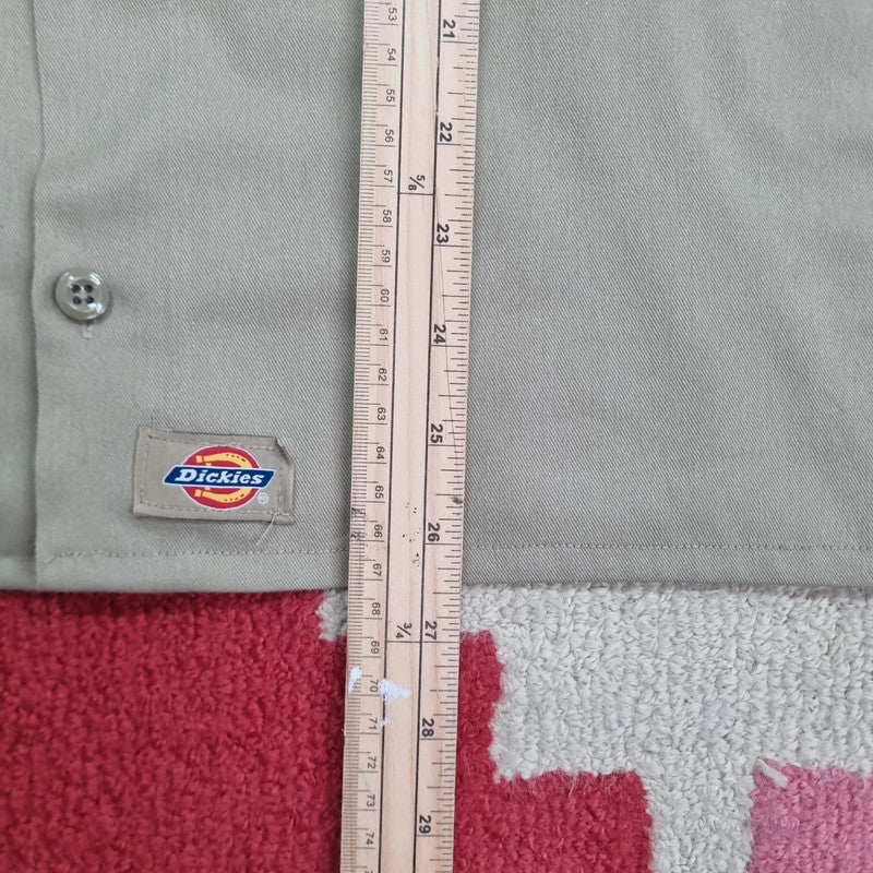 Vintage Dickies Boxy Fit Cropped Shirt Short Sleeve large plain Beige Button Up Skater Y2K Surf