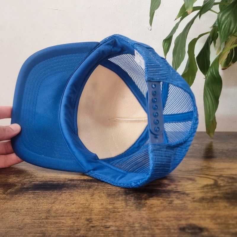 Vintage American Trucker Hat Snapback cap one size adjustable white blue travel time