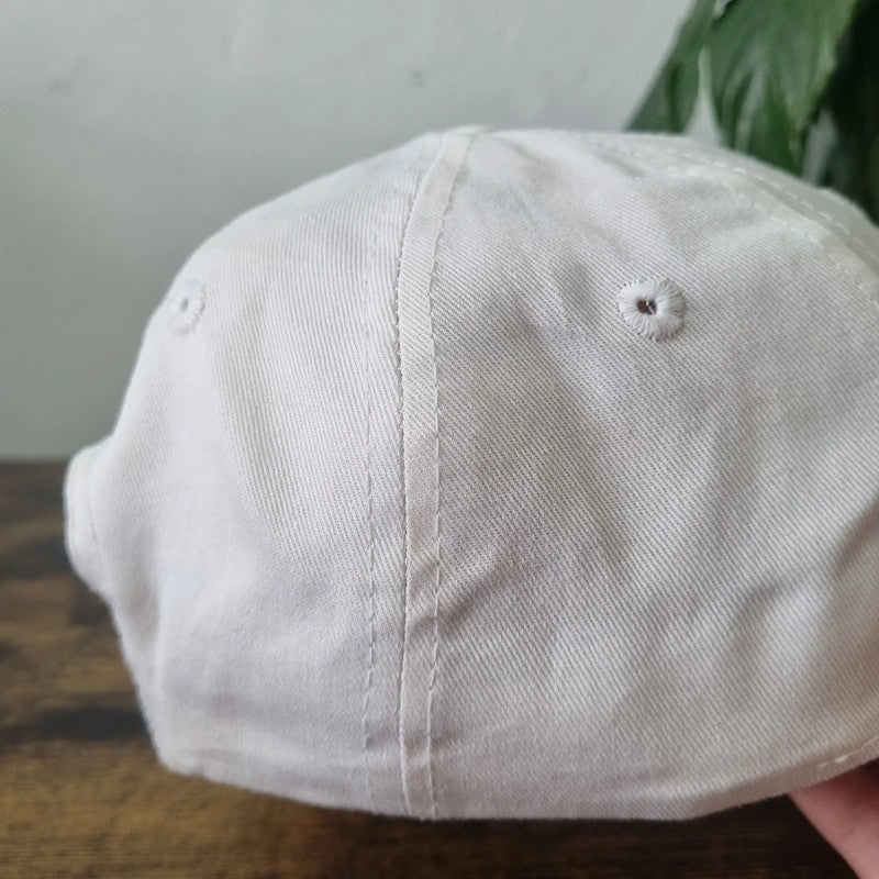 Vintage American Baseball Hat Snapback cap one size adjustable Nassau Bahamas White shark