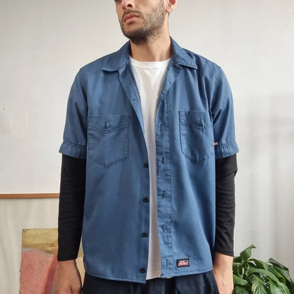 Vintage Dickies Boxy Fit Cropped shirt long Sleeve Medium plain Blue button Up Skater Y2K Surf