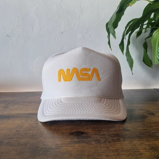 Vintage American Trucker Hat Snapback cap one size adjustable white Nasa