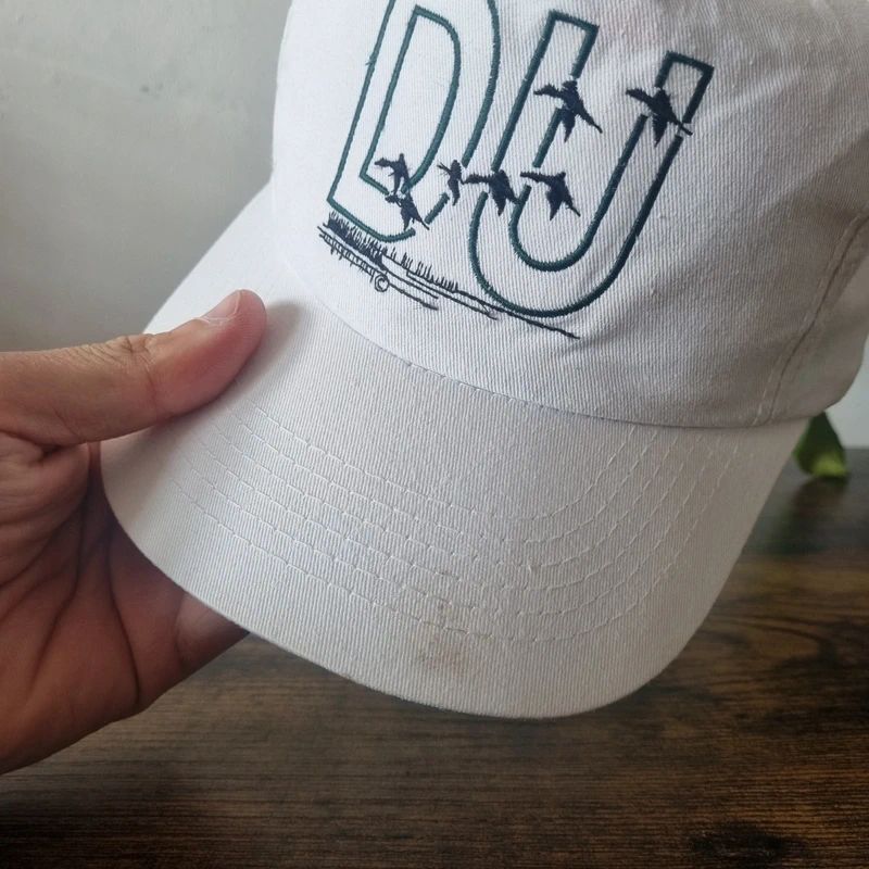 Vintage American Trucker Hat Snapback cap one size adjustable white Ducks Unlimited