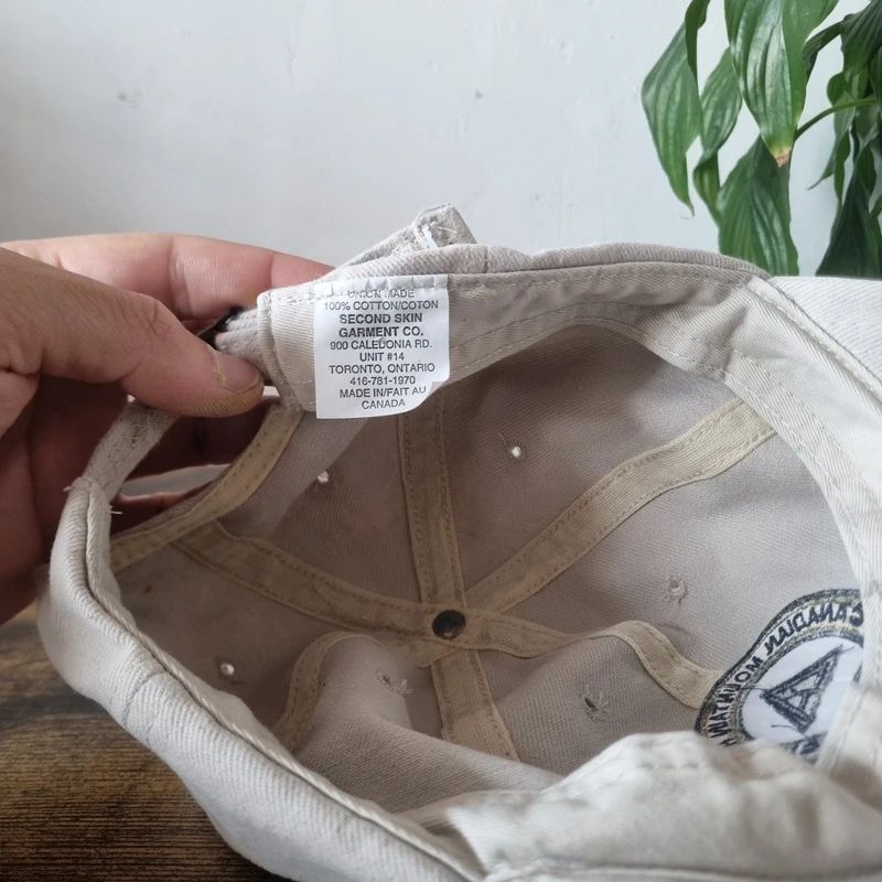 Vintage American baseball Hat Snapback cap one size adjustable cream helicopter hiking canada