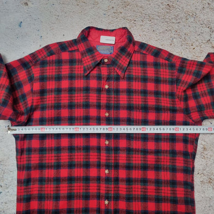 Pendleton Shirt Mens Checkered 100% Virgin Wool Flannel Button Up - Red - Size M
