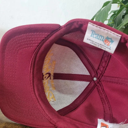 Vintage American Baseball Hat Snapback cap one size adjustable burgundy Redskins nfl