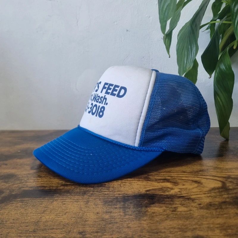 Vintage American Trucker Hat Snapback cap one size adjustable white blue zerr's feed farming