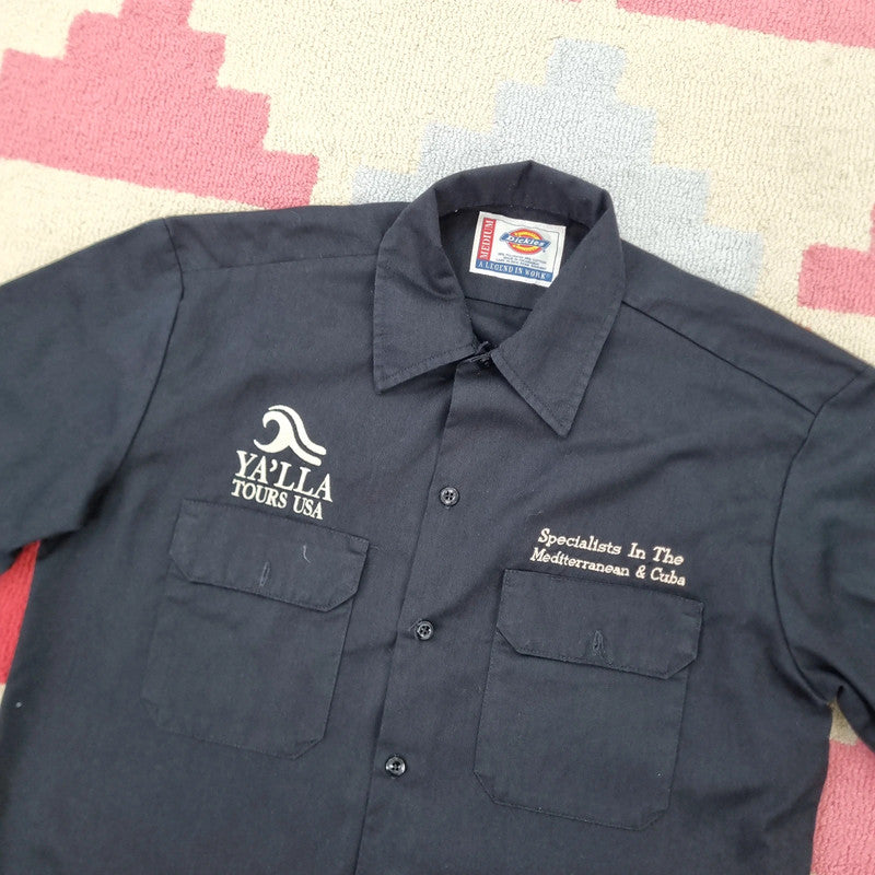 Vintage Dickies Boxy Fit Cropped Shirt Short Sleeve Medium plain Black Button Up Skater Y2K Surf