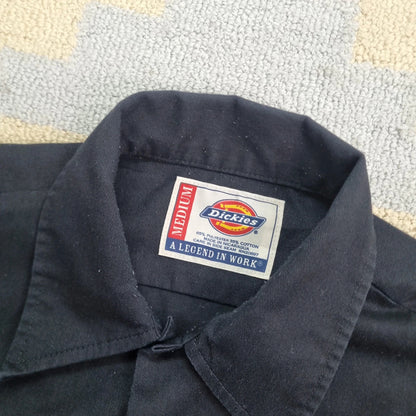 Vintage Dickies Boxy Fit Cropped Shirt Short Sleeve Medium plain Black Button Up Skater Y2K Surf