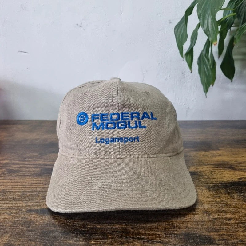 Vintage American Trucker Hat Snapback cap one size beige federal mogul