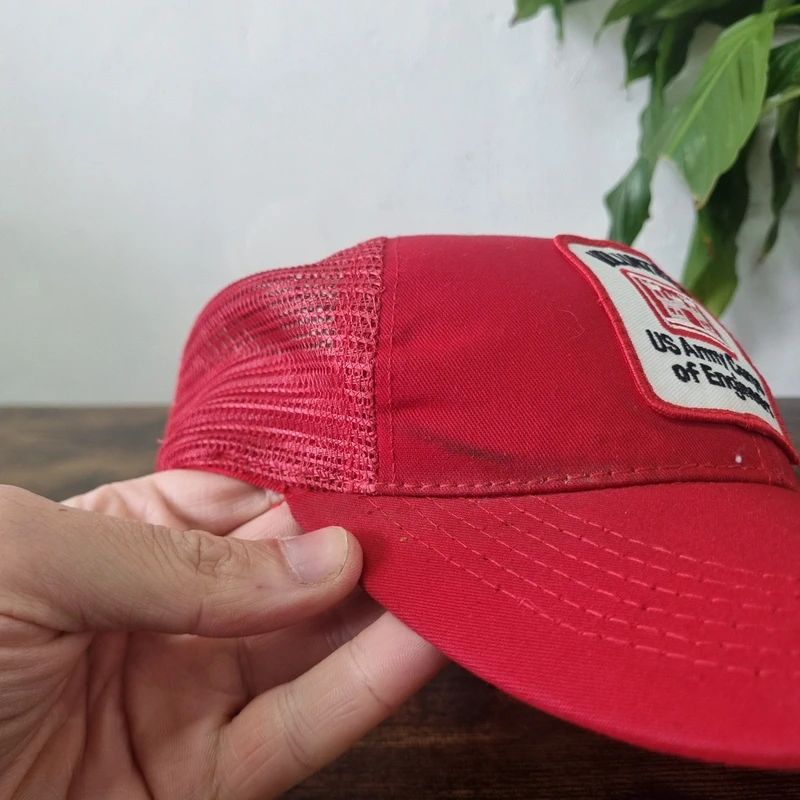 Vintage American Trucker Hat Snapback cap one size adjustable red us army engineers