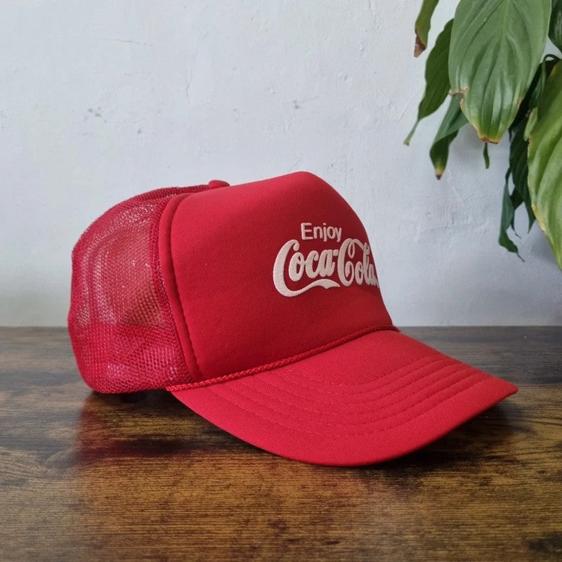 Vintage American Trucker Hat Snapback cap one size adjustable red coca cola
