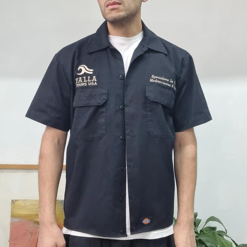 Vintage Dickies Boxy Fit Cropped Shirt Short Sleeve Medium plain Black Button Up Skater Y2K Surf