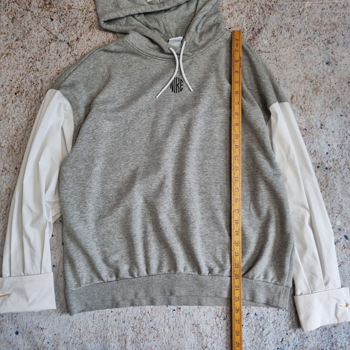 Nike Hoodie Womens Large Grey Pullover Sweatshirt Swoosh Shirt Sleeve Casual L