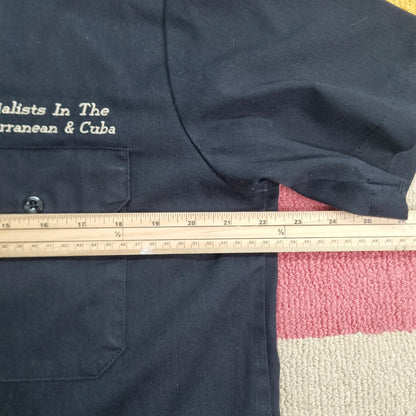 Vintage Dickies Boxy Fit Cropped Shirt Short Sleeve Medium plain Black Button Up Skater Y2K Surf