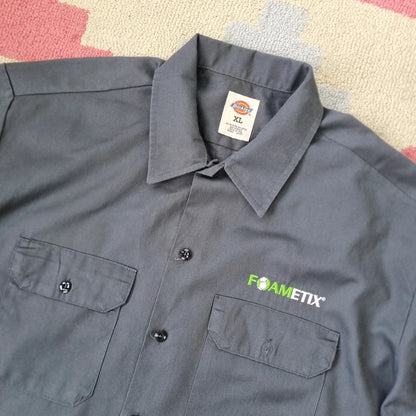 Vintage Dickies Boxy Fit Cropped Shirt Short Sleeve large plain grey button Up Skater Y2K Surf