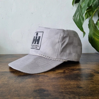 Vintage American Trucker Hat Snapback cap one size adjustable grey international harvester