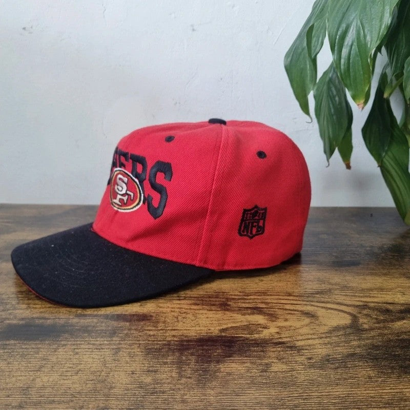 Vintage American Baseball Hat Snapback cap one size adjustable San Francisco 49ers red 90s
