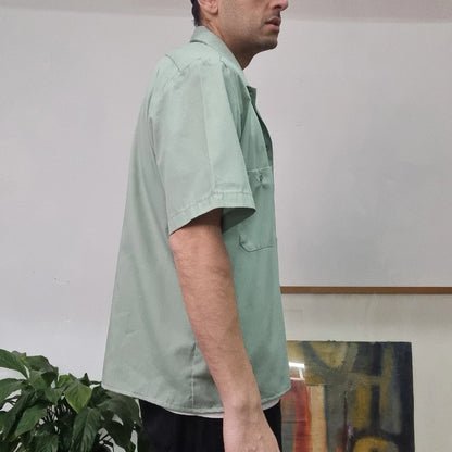 Vintage Dickies Boxy Fit Cropped Shirt Short Sleeve large plain green Button Up Skater Y2K Surf