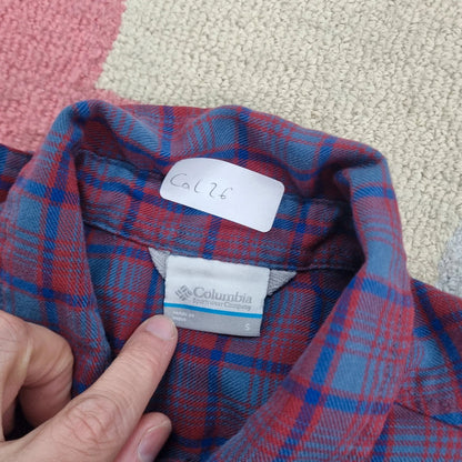 Vintage Columbia Boxy Fit Cropped Shirt Long Sleeve Small Check burgundy blue Button Up Skater
