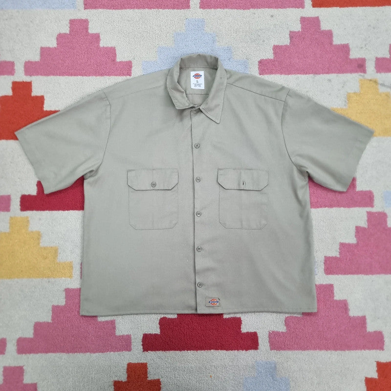 Vintage Dickies Boxy Fit Cropped Shirt Short Sleeve large plain Beige Button Up Skater Y2K Surf