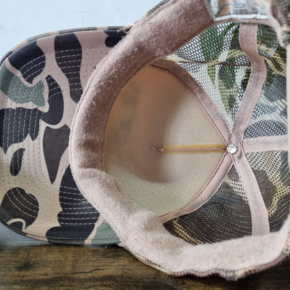 Vintage American Trucker Hat Snapback cap one size adjustable beige camo shark