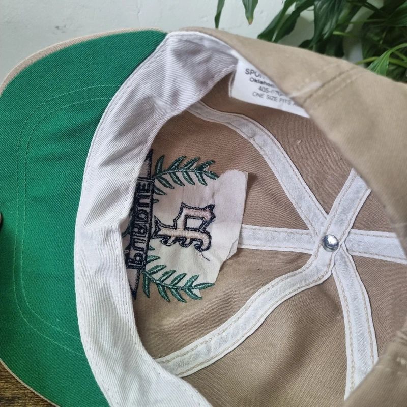 Vintage American Baseball Hat Snapback cap one size adjustable Purdue beige