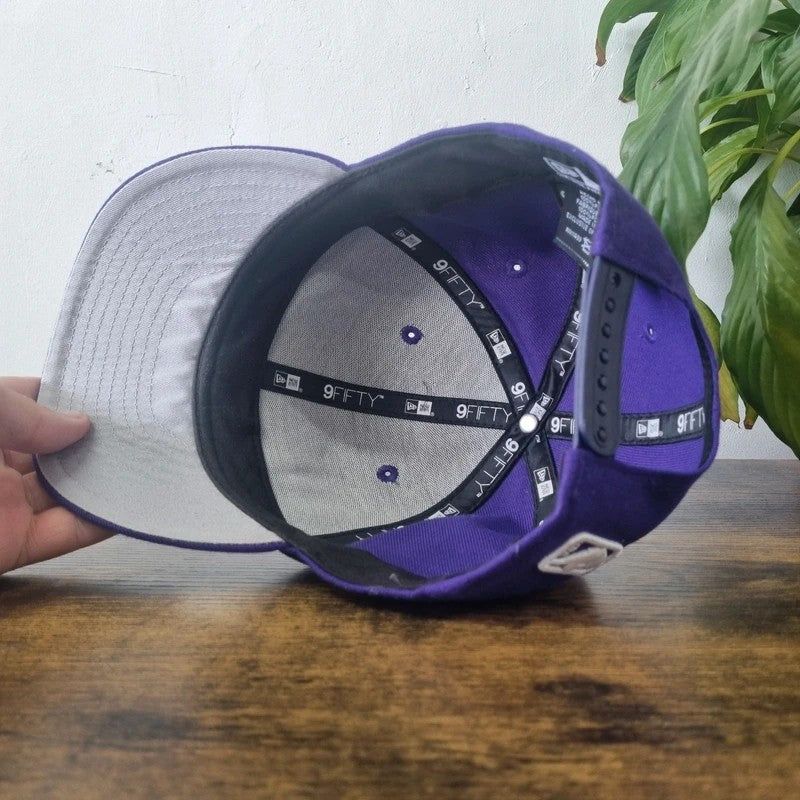New Era LA Lakers 9fifty Baseball Hat Snapback cap one size adjustable purple
