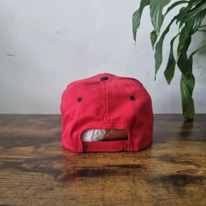 Vintage American baseball Hat Snapback cap one size adjustable Amoco Supply Co red