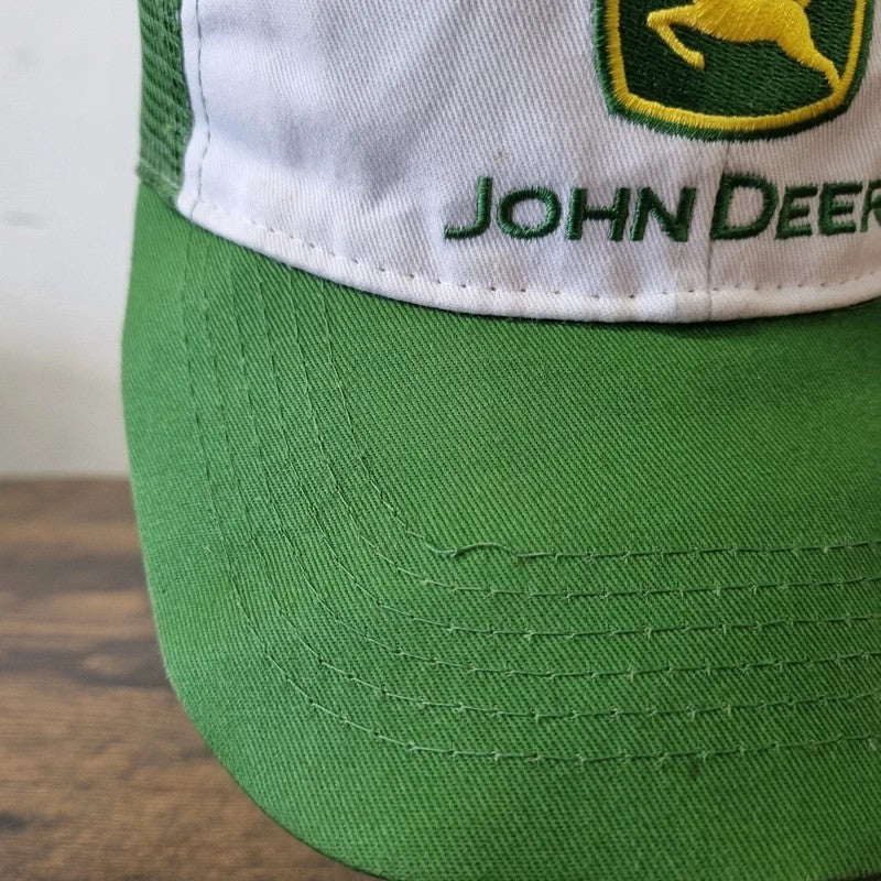 Vintage John Deere Baseball Hat Snapback cap one size adjustable green white