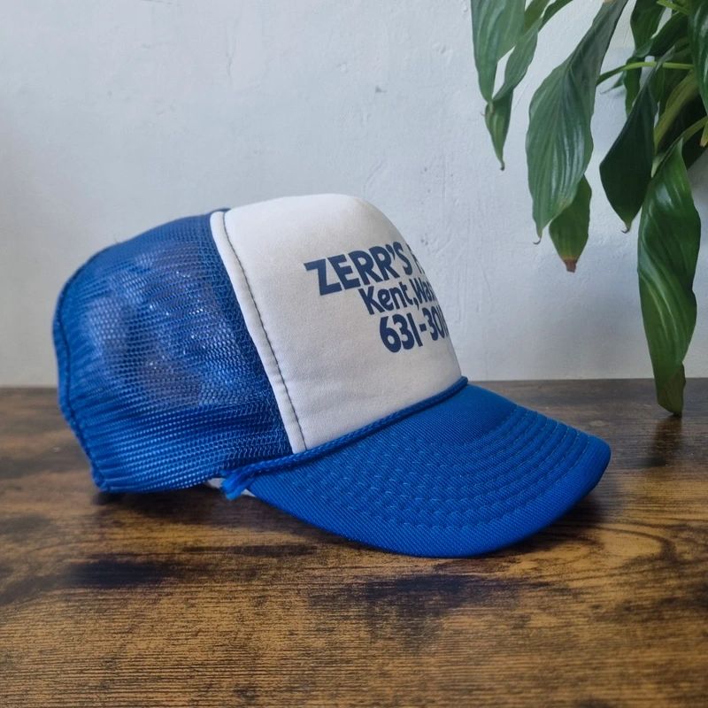 Vintage American Trucker Hat Snapback cap one size adjustable white blue zerr's feed farming