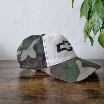 Vintage womens Chevrolet Baseball Hat Snapback cap one size adjustable white green